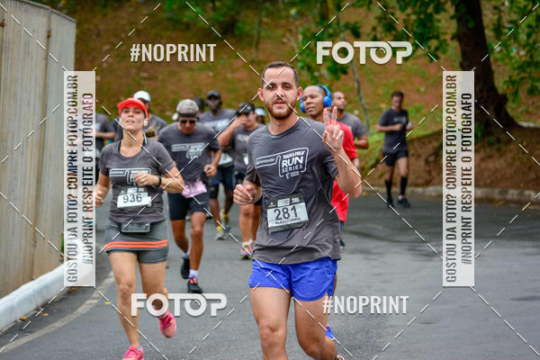 Buy your photos of the eventSantander Track&Field Run Series - Shopping da Bahia on Fotop