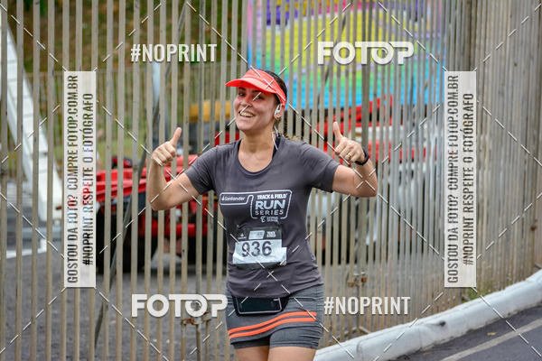 Buy your photos of the eventSantander Track&Field Run Series - Shopping da Bahia on Fotop