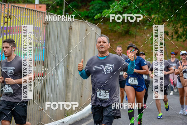 Buy your photos of the eventSantander Track&Field Run Series - Shopping da Bahia on Fotop