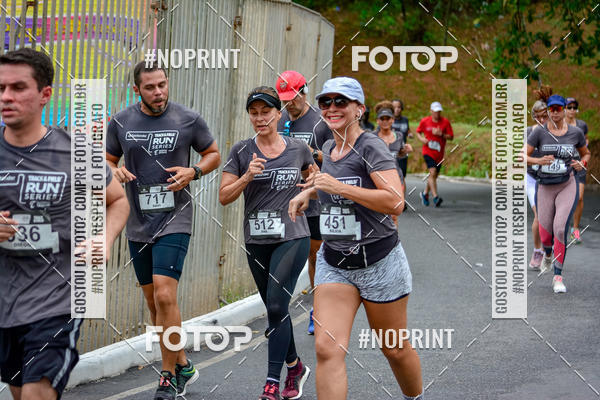 Buy your photos of the eventSantander Track&Field Run Series - Shopping da Bahia on Fotop