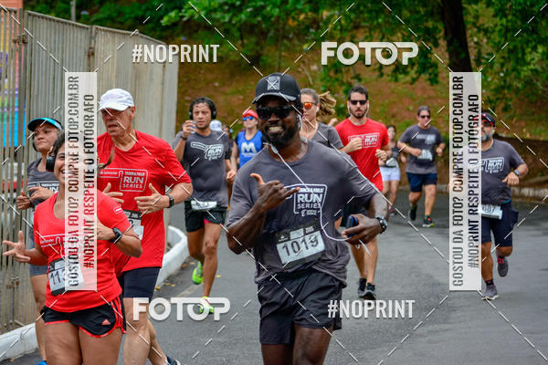 Buy your photos of the eventSantander Track&Field Run Series - Shopping da Bahia on Fotop
