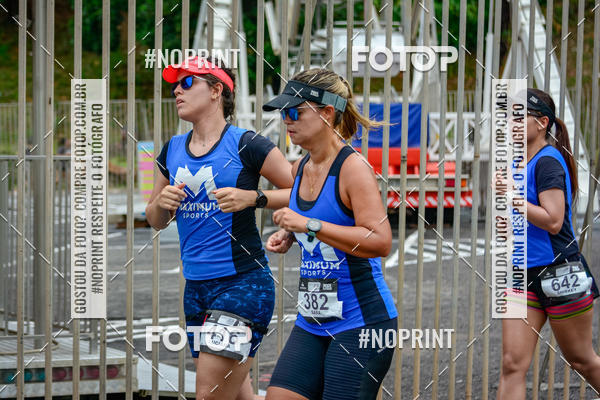 Buy your photos of the eventSantander Track&Field Run Series - Shopping da Bahia on Fotop