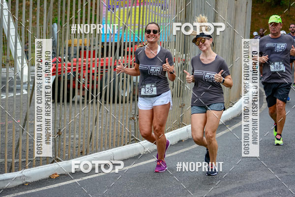 Buy your photos of the eventSantander Track&Field Run Series - Shopping da Bahia on Fotop