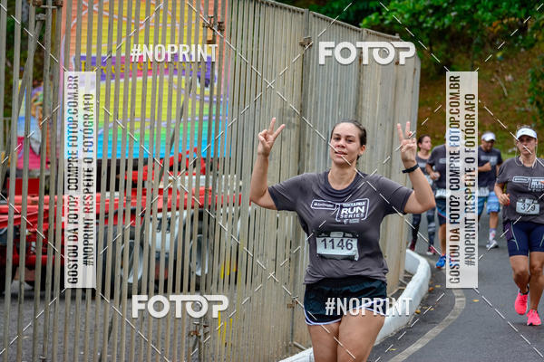 Buy your photos of the eventSantander Track&Field Run Series - Shopping da Bahia on Fotop