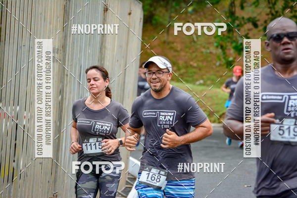Buy your photos of the eventSantander Track&Field Run Series - Shopping da Bahia on Fotop