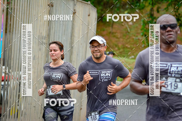 Buy your photos of the eventSantander Track&Field Run Series - Shopping da Bahia on Fotop