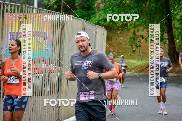 Buy your photos of the eventSantander Track&Field Run Series - Shopping da Bahia on Fotop