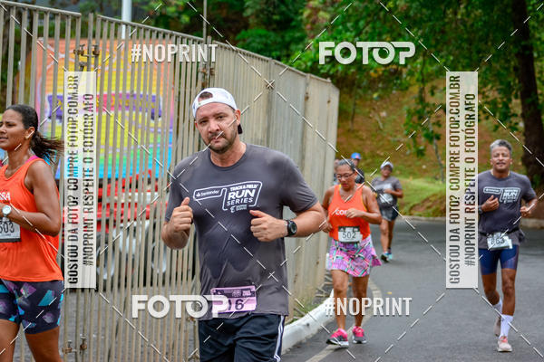 Buy your photos of the eventSantander Track&Field Run Series - Shopping da Bahia on Fotop