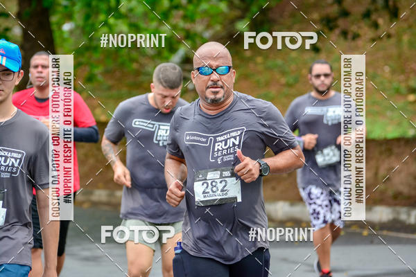 Buy your photos of the eventSantander Track&Field Run Series - Shopping da Bahia on Fotop