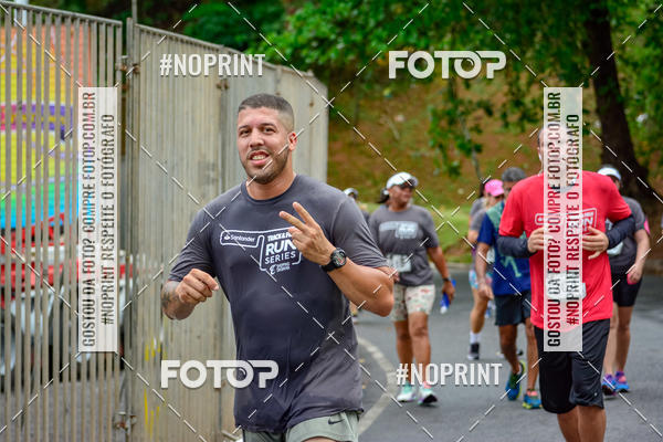 Buy your photos of the eventSantander Track&Field Run Series - Shopping da Bahia on Fotop