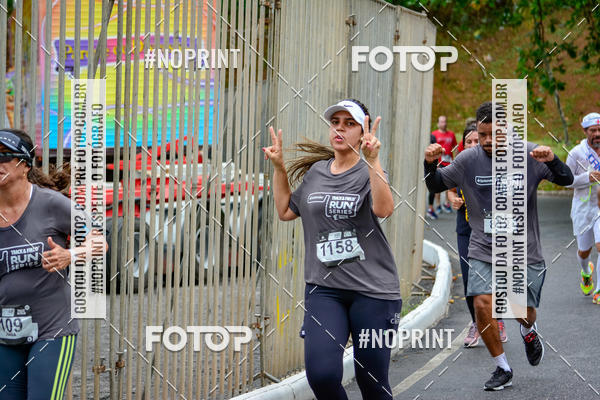 Buy your photos of the eventSantander Track&Field Run Series - Shopping da Bahia on Fotop