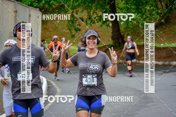 Buy your photos of the eventSantander Track&Field Run Series - Shopping da Bahia on Fotop