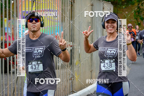 Buy your photos of the eventSantander Track&Field Run Series - Shopping da Bahia on Fotop