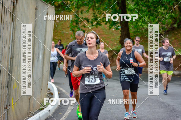 Buy your photos of the eventSantander Track&Field Run Series - Shopping da Bahia on Fotop