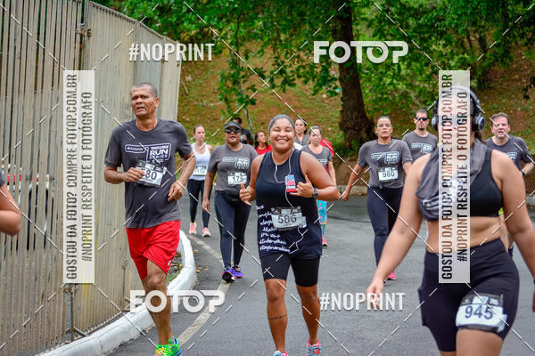 Buy your photos of the eventSantander Track&Field Run Series - Shopping da Bahia on Fotop