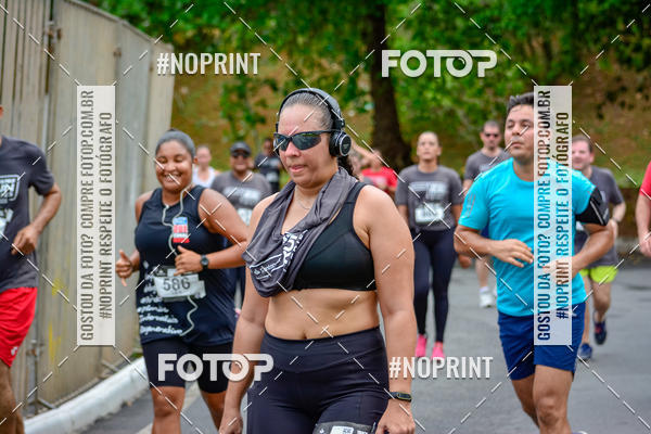 Buy your photos of the eventSantander Track&Field Run Series - Shopping da Bahia on Fotop