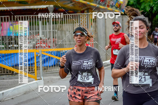 Buy your photos of the eventSantander Track&Field Run Series - Shopping da Bahia on Fotop