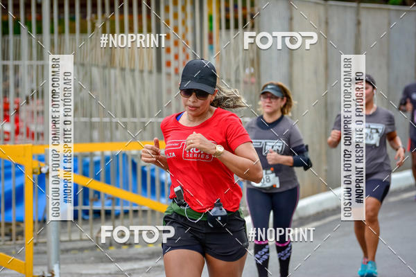 Buy your photos of the eventSantander Track&Field Run Series - Shopping da Bahia on Fotop