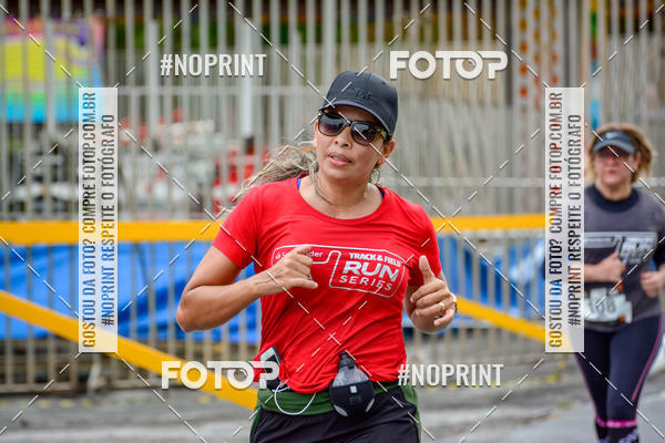 Buy your photos of the eventSantander Track&Field Run Series - Shopping da Bahia on Fotop