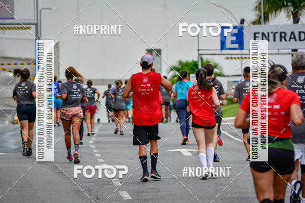 Buy your photos of the eventSantander Track&Field Run Series - Shopping da Bahia on Fotop