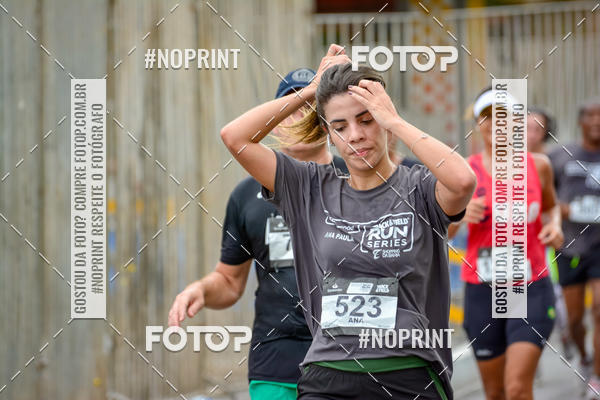 Buy your photos of the eventSantander Track&Field Run Series - Shopping da Bahia on Fotop