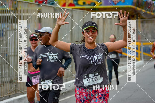 Buy your photos of the eventSantander Track&Field Run Series - Shopping da Bahia on Fotop