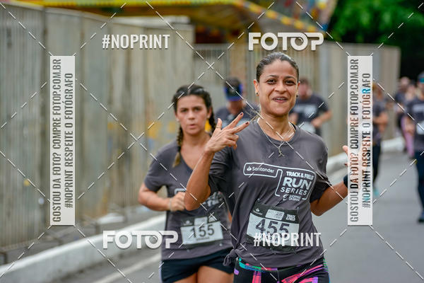 Buy your photos of the eventSantander Track&Field Run Series - Shopping da Bahia on Fotop