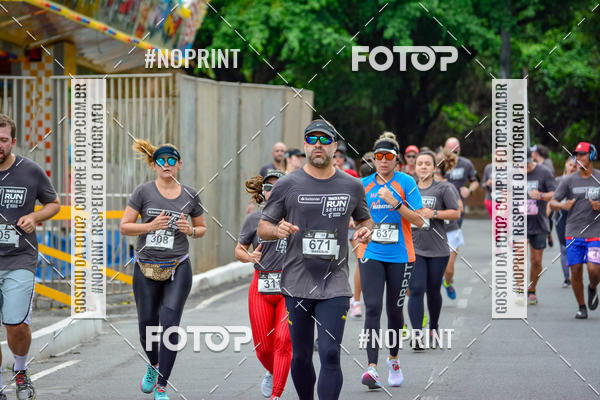 Buy your photos of the eventSantander Track&Field Run Series - Shopping da Bahia on Fotop