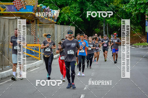 Buy your photos of the eventSantander Track&Field Run Series - Shopping da Bahia on Fotop