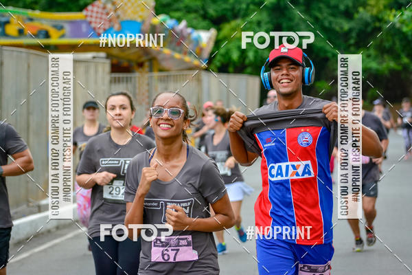 Buy your photos of the eventSantander Track&Field Run Series - Shopping da Bahia on Fotop
