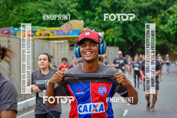 Buy your photos of the eventSantander Track&Field Run Series - Shopping da Bahia on Fotop