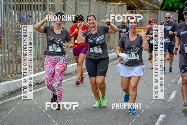 Buy your photos of the eventSantander Track&Field Run Series - Shopping da Bahia on Fotop
