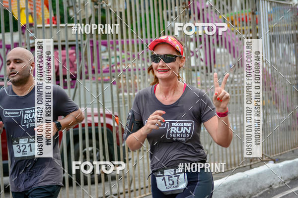 Buy your photos of the eventSantander Track&Field Run Series - Shopping da Bahia on Fotop