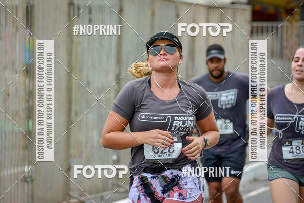 Buy your photos of the eventSantander Track&Field Run Series - Shopping da Bahia on Fotop
