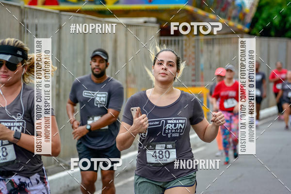 Buy your photos of the eventSantander Track&Field Run Series - Shopping da Bahia on Fotop