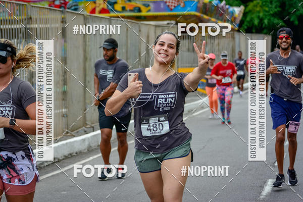 Buy your photos of the eventSantander Track&Field Run Series - Shopping da Bahia on Fotop