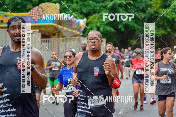 Buy your photos of the eventSantander Track&Field Run Series - Shopping da Bahia on Fotop