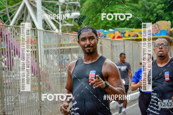 Buy your photos of the eventSantander Track&Field Run Series - Shopping da Bahia on Fotop