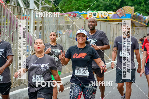 Buy your photos of the eventSantander Track&Field Run Series - Shopping da Bahia on Fotop