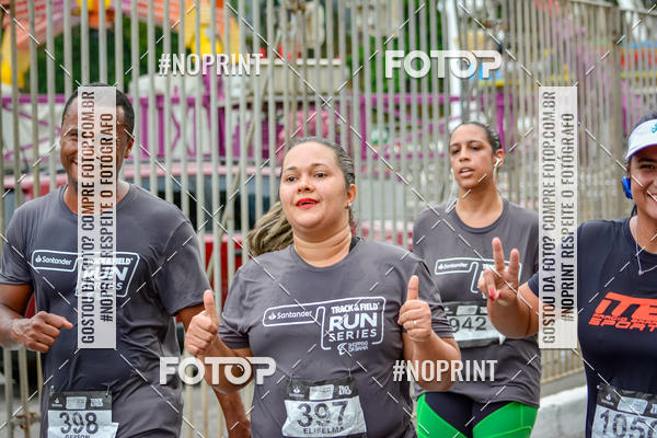 Buy your photos of the eventSantander Track&Field Run Series - Shopping da Bahia on Fotop
