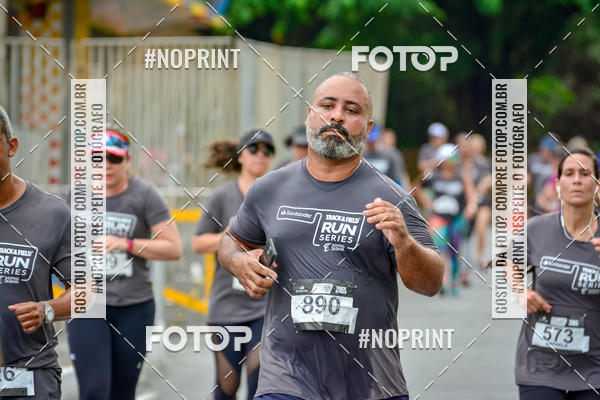 Buy your photos of the eventSantander Track&Field Run Series - Shopping da Bahia on Fotop