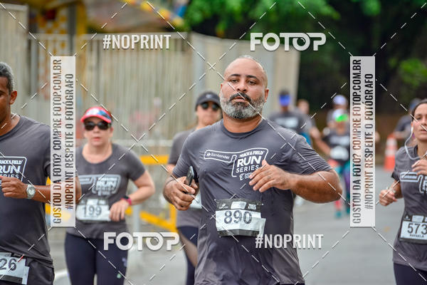 Buy your photos of the eventSantander Track&Field Run Series - Shopping da Bahia on Fotop