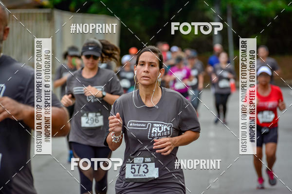 Buy your photos of the eventSantander Track&Field Run Series - Shopping da Bahia on Fotop