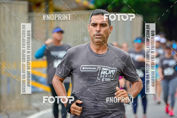 Buy your photos of the eventSantander Track&Field Run Series - Shopping da Bahia on Fotop