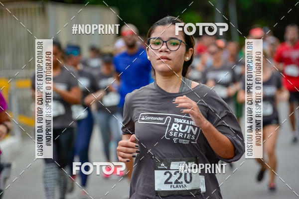 Buy your photos of the eventSantander Track&Field Run Series - Shopping da Bahia on Fotop