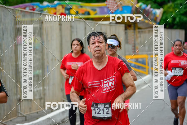 Buy your photos of the eventSantander Track&Field Run Series - Shopping da Bahia on Fotop