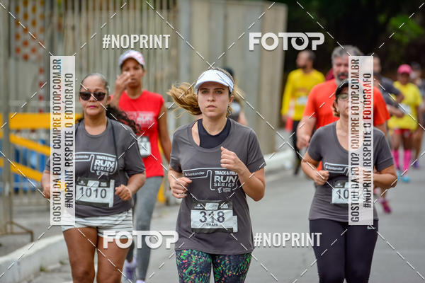 Buy your photos of the eventSantander Track&Field Run Series - Shopping da Bahia on Fotop
