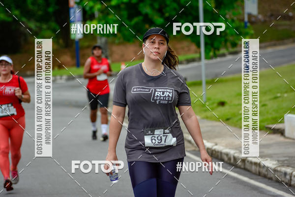 Buy your photos of the eventSantander Track&Field Run Series - Shopping da Bahia on Fotop