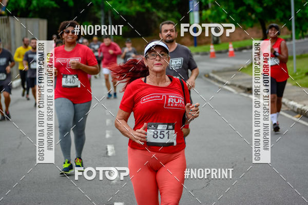 Buy your photos of the eventSantander Track&Field Run Series - Shopping da Bahia on Fotop