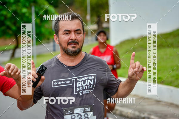 Buy your photos of the eventSantander Track&Field Run Series - Shopping da Bahia on Fotop